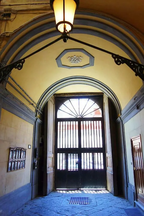 Casa Dell'Artista In Centro Apartment Naples