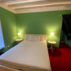 https://darsena-house.italymilanhotels.net